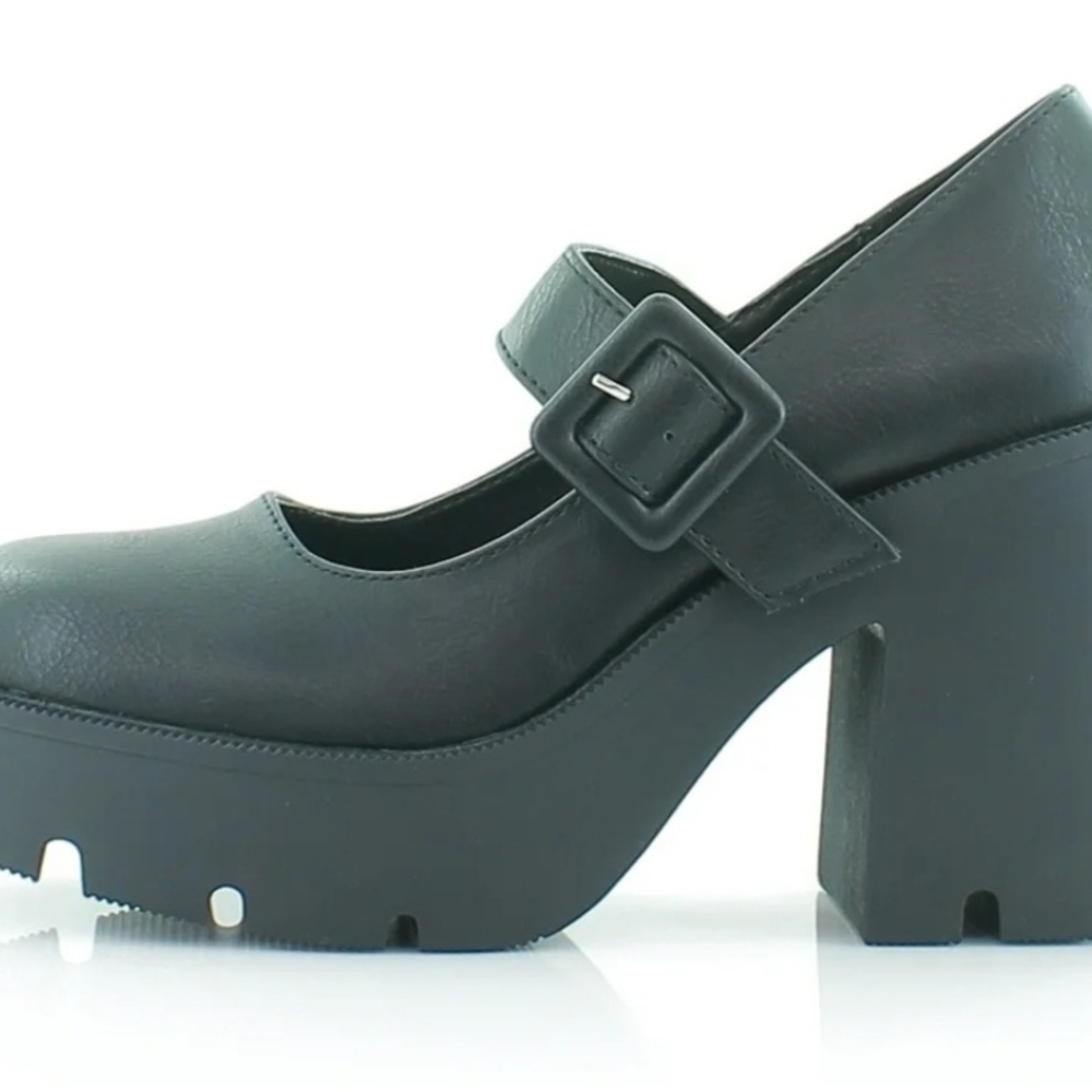 Madden Girl Black Platform Mary Jane Pumps - Picture 4 of 10